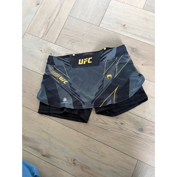 Venum Pants - Venum UFC Womens Performance Skort Grey Yellow MMA Training Shorts XL NWT